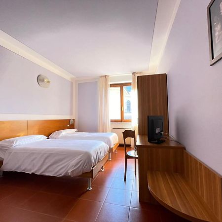 Hotel Ristorante Centrale Vestone Екстериор снимка