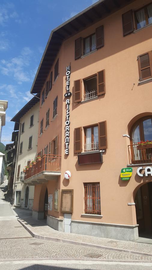 Hotel Ristorante Centrale Vestone Екстериор снимка