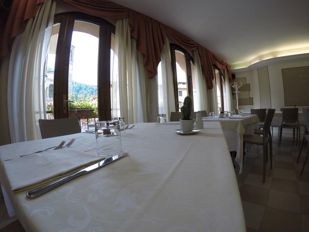 Hotel Ristorante Centrale Vestone Екстериор снимка
