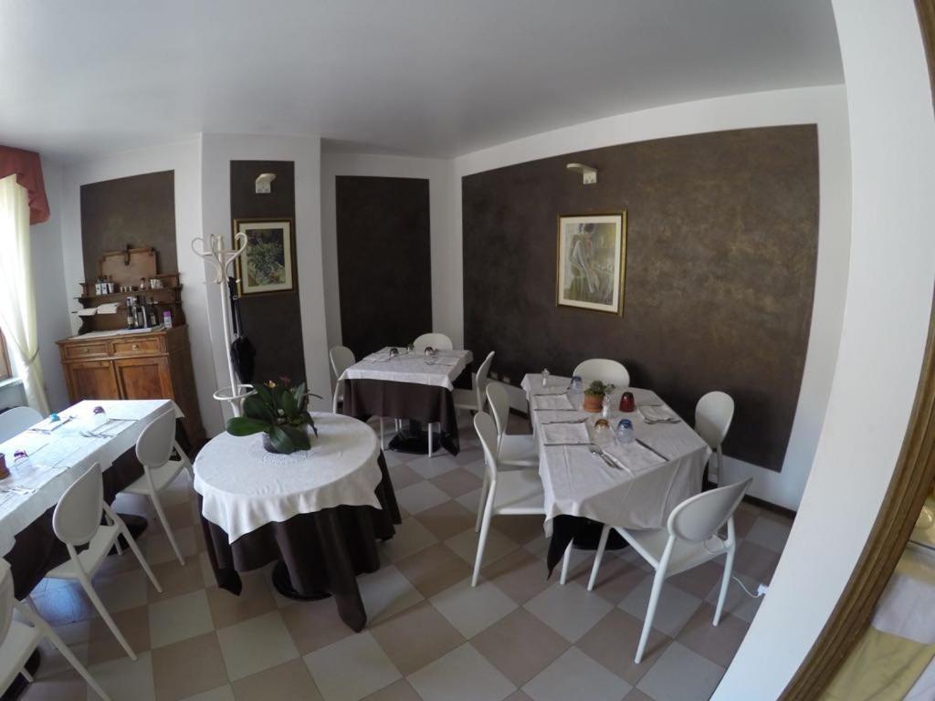 Hotel Ristorante Centrale Vestone Екстериор снимка